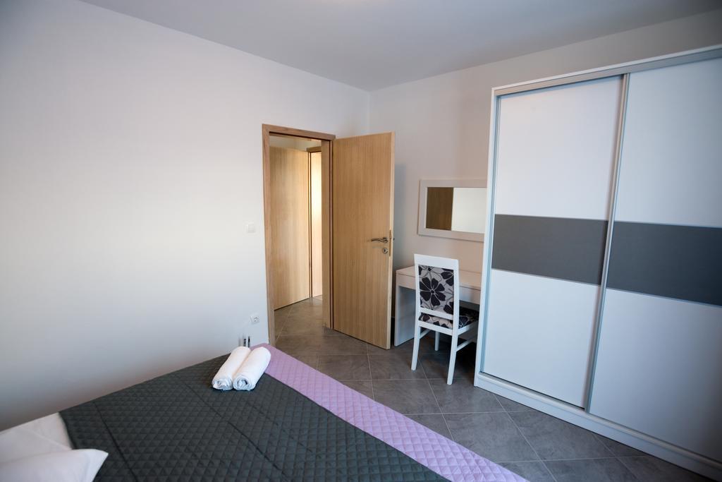 Rujno Apartments Starigrad Paklenica Dış mekan fotoğraf