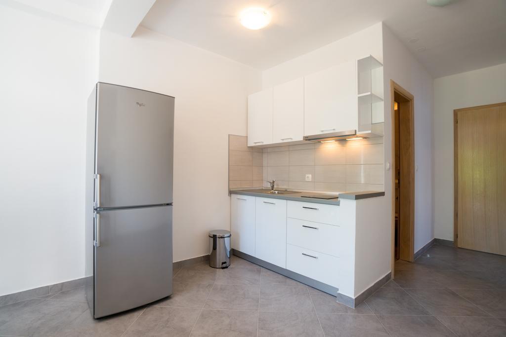 Rujno Apartments Starigrad Paklenica Dış mekan fotoğraf